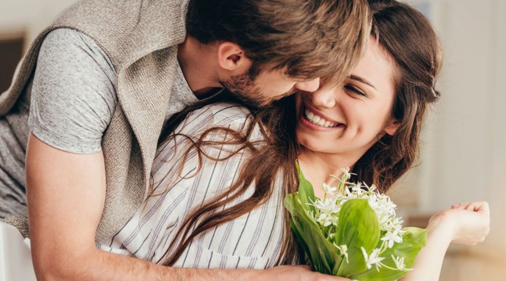 Saúde Mental e Relacionamentos: Uma Jornada de Identidade Descubra como conexões saudáveis, perdão e autoconhecimento moldam sua identidade e promovem saúde mental em relacionamentos.