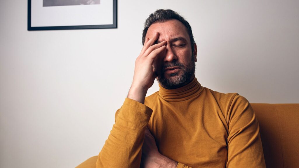 Crise de Ansiedade - Sintomas e Significado Entenda a crise de ansiedade: sintomas